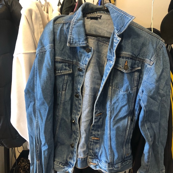 Vintage denim jacket - Picture 2 of 2